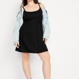 Black Sleeveless Dress